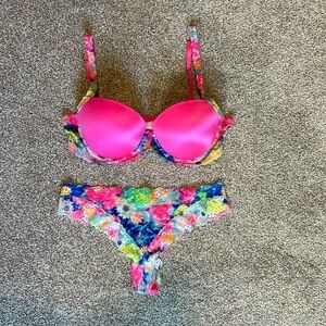 Pink bra and underwear set 34C and Medium underwear